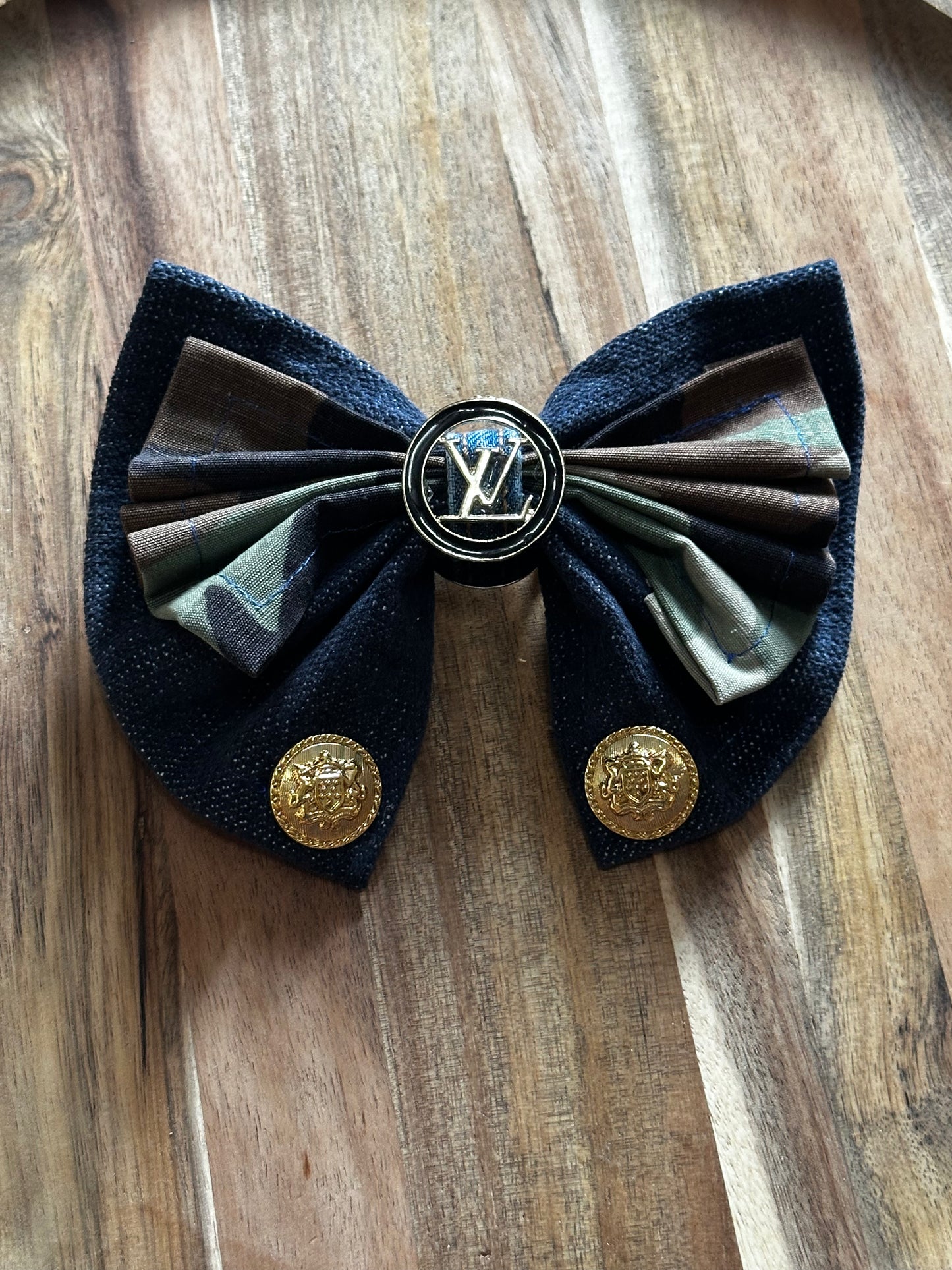Bow Brooch