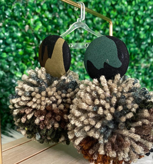 Camouflage Poms