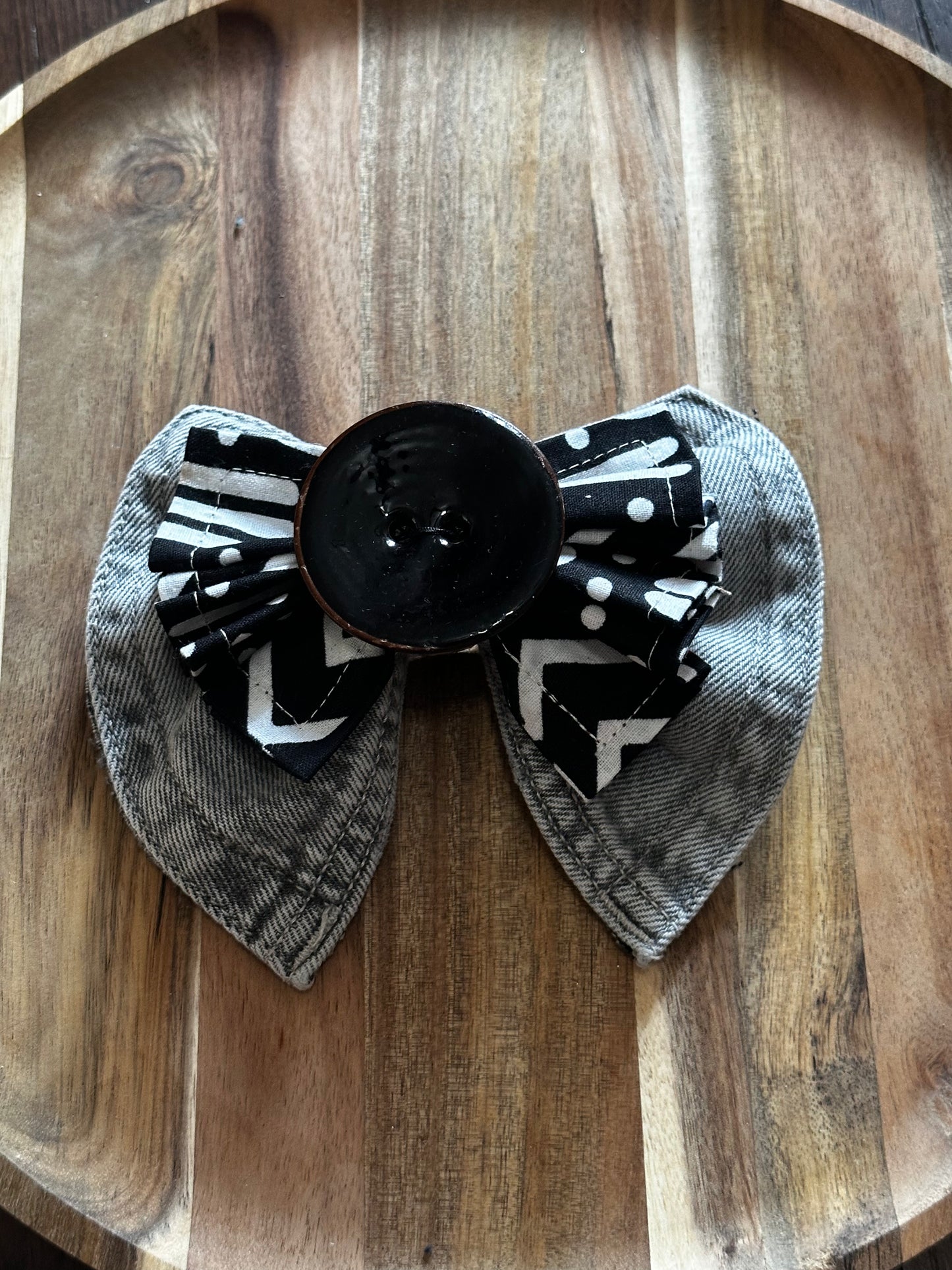Bow Brooch